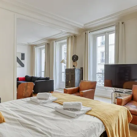 Gorgeous And Large Flat In The Heart Of 09 * Parigi