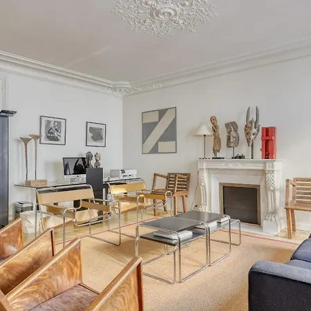 Gorgeous And Large Flat In The Heart Of 09 *