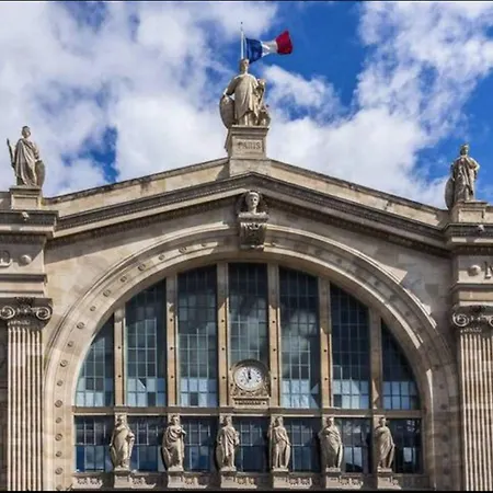 Gorgeous And Large Flat In The Heart Of 09 Appartamento Parigi